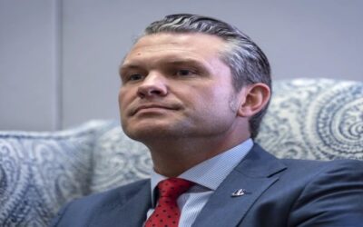 Hegseth enfrenta inquietud de senadores por su conducta y opiniones sobre las mujeres en combate