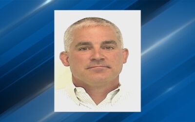 Oficial policía Providence acusado de agredir a sospechoso comparece en corte.