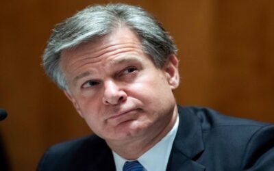 Director del FBI anuncia que renunciará al final del mandato de Joe Biden