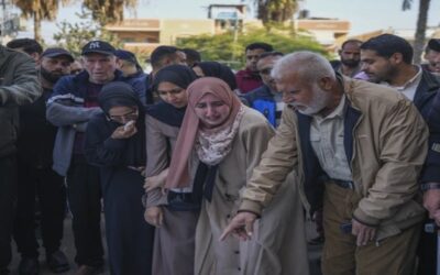 Ataque israelí en Gaza central mata al menos a 25 personas