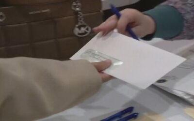 Negocios en East Providence afectados por cierre Puente Washington empiezan a recibir los cheques.