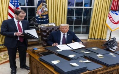 Donald Trump indulta a los encausados por el asalto al Capitolio