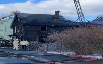 Incendio en New Bedford deja 4 heridos y una persona muerta.