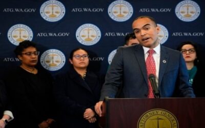 Juez bloquea temporalmente orden de Trump de cancelar la ciudadanía por nacimiento