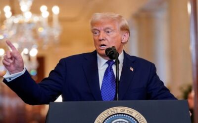 Trump firma decreto para albergar a migrantes en la base militar de EEUU en la bahía de Guantánamo, Cuba