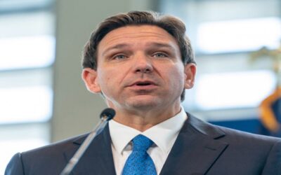 Gobernador de Florida promulga leyes de inmigración de amplio alcance tras disputa interna con republicanos