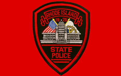 Policía Estatal Rhode Island reporta: Dos fugitivos bajo custodia y 8 arrestos por fraude en una semana.