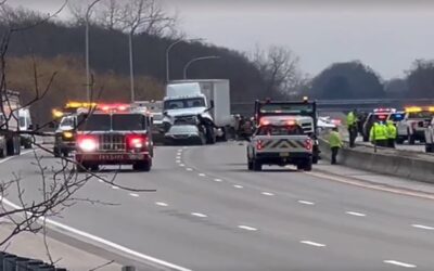 Reabren carriles en la I-195 luego de aparatoso accidente múltiple.