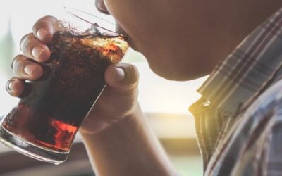 Casos de cáncer bucal están en aumento por bebidas azucaradas: investigación
