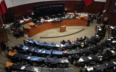 Senado de México avala el ingreso de la Fuerza Área de EEUU para dar seguridad a aeronaves