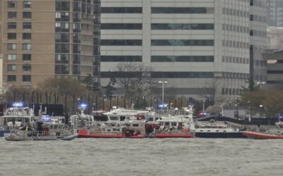 Seis personas mueren en caída de helicóptero en el río Hudson en NY, según una fuente de AP