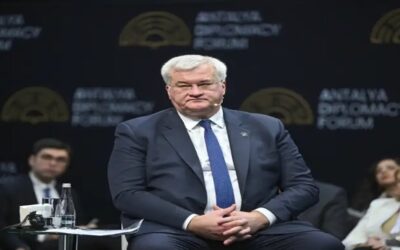 Rusia y Ucrania se acusan mutuamente de no detener ataques tras salida de enviado de EEUU de Moscú
