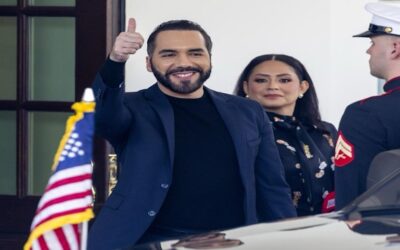 Bukele planea duplicar el tamaño de la megacárcel que alberga a inmigrantes, según WSJ