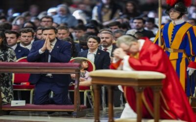 Vaticano habla de “intercambio de opiniones” sobre inmigración y reclusos en reunión con Vance
