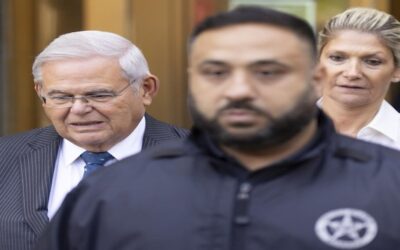 Hallan culpable de aceptar sobornos a la esposa del exsenador demócrata Bob Menéndez