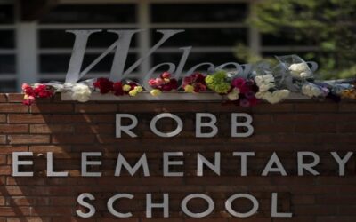 Dirigentes de Uvalde aprueban 2 millones de dólares para familias de víctimas de masacre escolar