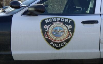 Policía Newport anuncia 3 arrestos adicionales por agresión a dos agentes