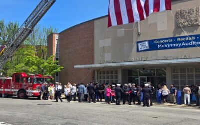 Departamento de Bomberos de Providence realiza ceremonia reconocimiento y ascensos.