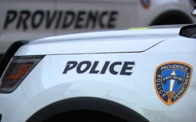 Policía Providence investiga apuñalamiento.