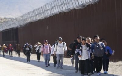 Analizan producir un reality show donde se ofrezca la ciudadanía estadounidense a inmigrantes