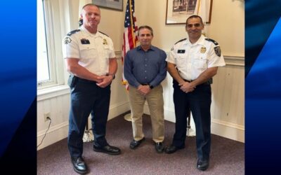 Alcalde de Warwick anuncia nuevo jefe Departamento de Policía.