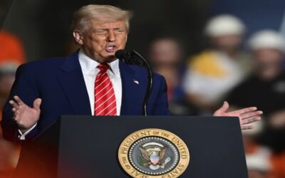 Trump solicita a la Corte Suprema que permita planes de reducción de la fuerza laboral federal