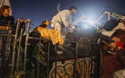 Inmigración suspende citas y cortes programadas en Los Ángeles debido a protestas por redadas migratorias