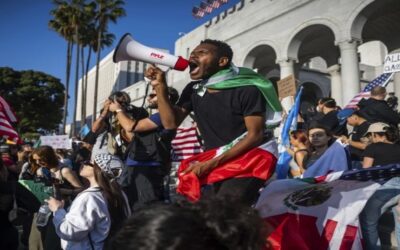 El uso de tropas para redadas migratorias por el gobierno de Trump enfrenta desafío en la corte