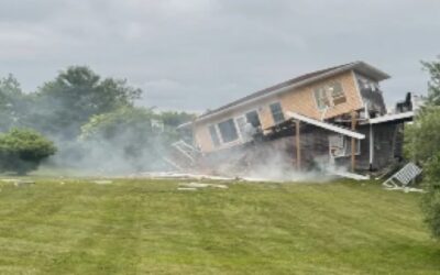 Explosión de una casa en Block Island deja 2 heridos.