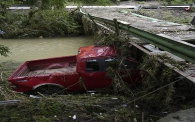 Aumenta a 6 el número de muertos por inundaciones en Virginia Occidental
