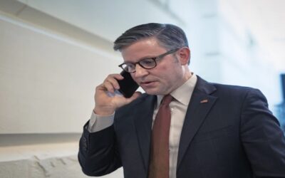 Líder republicano en el Congreso se niega a permitir votación sobre documentos de Epstein