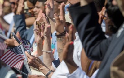Claves sobre la política de Trump para revocar la ciudadanía a inmigrantes