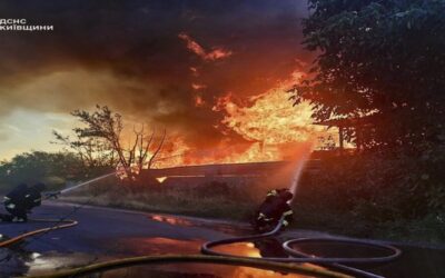 Rusia lanza otro ataque récord de drones contra Ucrania, según autoridades ucranianas