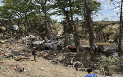 Más de 100 personas siguen desaparecidas tras las inundaciones en Texas