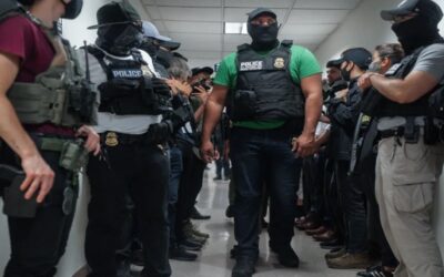 Fiscal de Florida invita a reportar a ICE a exparejas indocumentadas para que las deporten