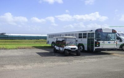 EEUU comienza a deportar a migrantes con vuelos desde ‘Alligator Alcatraz’ en Florida