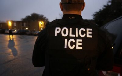 ICE ordena colocar tobilleras electrónicas a más de 180,000 migrantes
