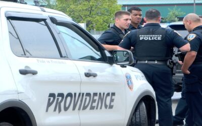 Hombre es apuñalado en Providence.