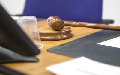 Jueces de inmigración denuncian despidos ilegales y discriminación en EE.UU.