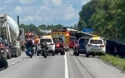 Varios muertos en un accidente de autobús turístico que volvía de las cataratas del Niágara hacia la ciudad de Nueva York