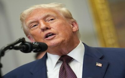 Trump pide un censo sin indocumentados en medio de su lucha por más distritos electorales
