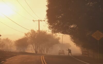 Evacuan prisión en Colorado por uno de los mayores incendios en la historia del estado