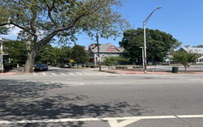 Autoridades identifican a motociclista que falleció en choque con vehículo.