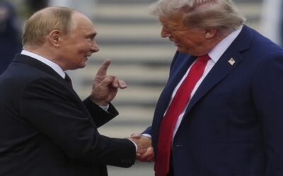 Trump dice que no hay acuerdo para acabar guerra en Ucrania; Putin dice que hubo “entendimiento”