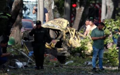 Al menos 5 muertos y 36 heridos en atentado con camión bomba en base aérea de la ciudad de Cali, Colombia