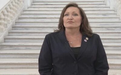 Rhode Island el primer estado en promulgar ley protección laboral a empleadas con menopausia.