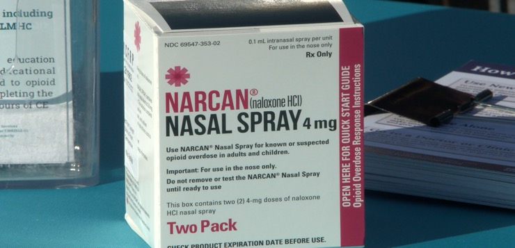 Narcan deberá de estar disponible en residencias estudiantiles de todas las universidades de Rhode Island.