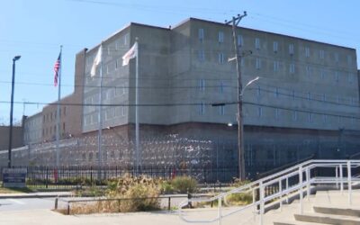 Detenido del Centro Detención Donald Wyatt sentenciado a 12 meses prisión por posesión contrabando.