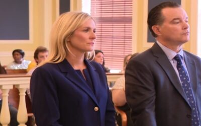 Fiscal adjunta comparece en corte acusada de allanamiento de morada.