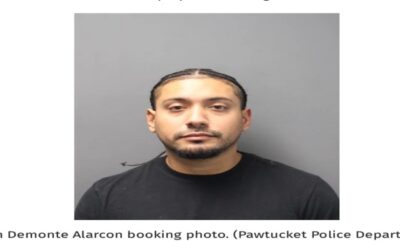 Autoridades identifican conductor que presuntamente se estrelló con casa en Pawtucket.